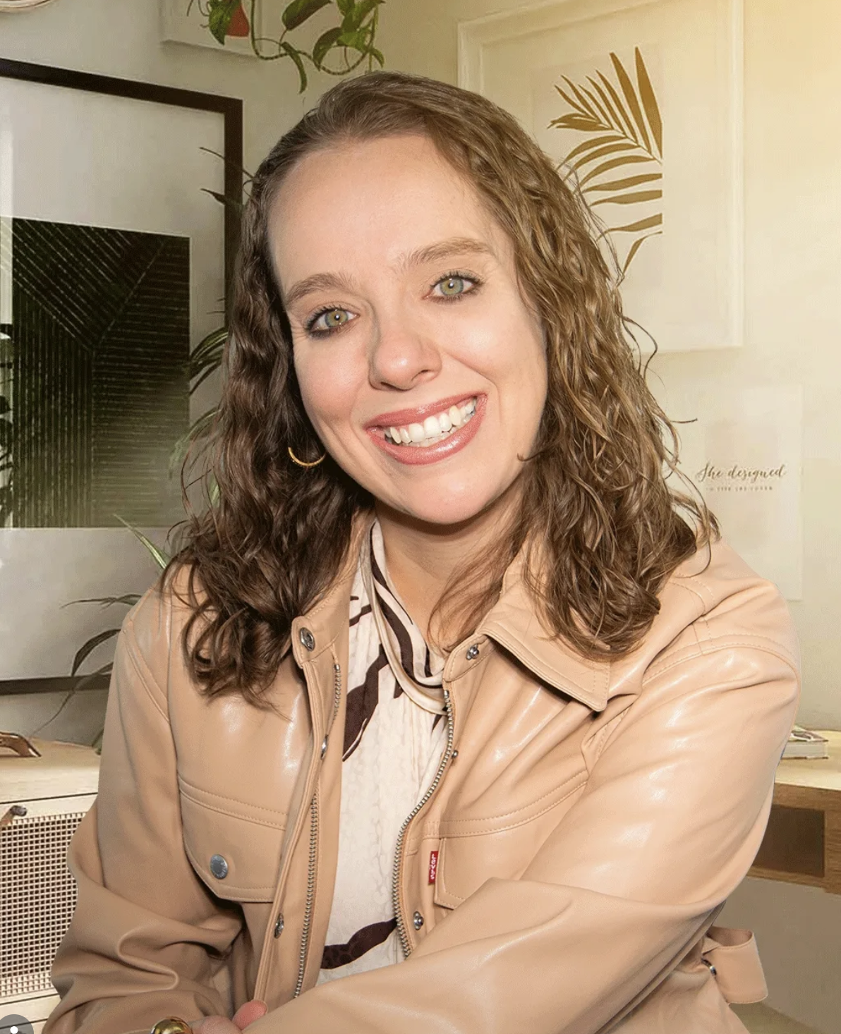 Polly Gomides